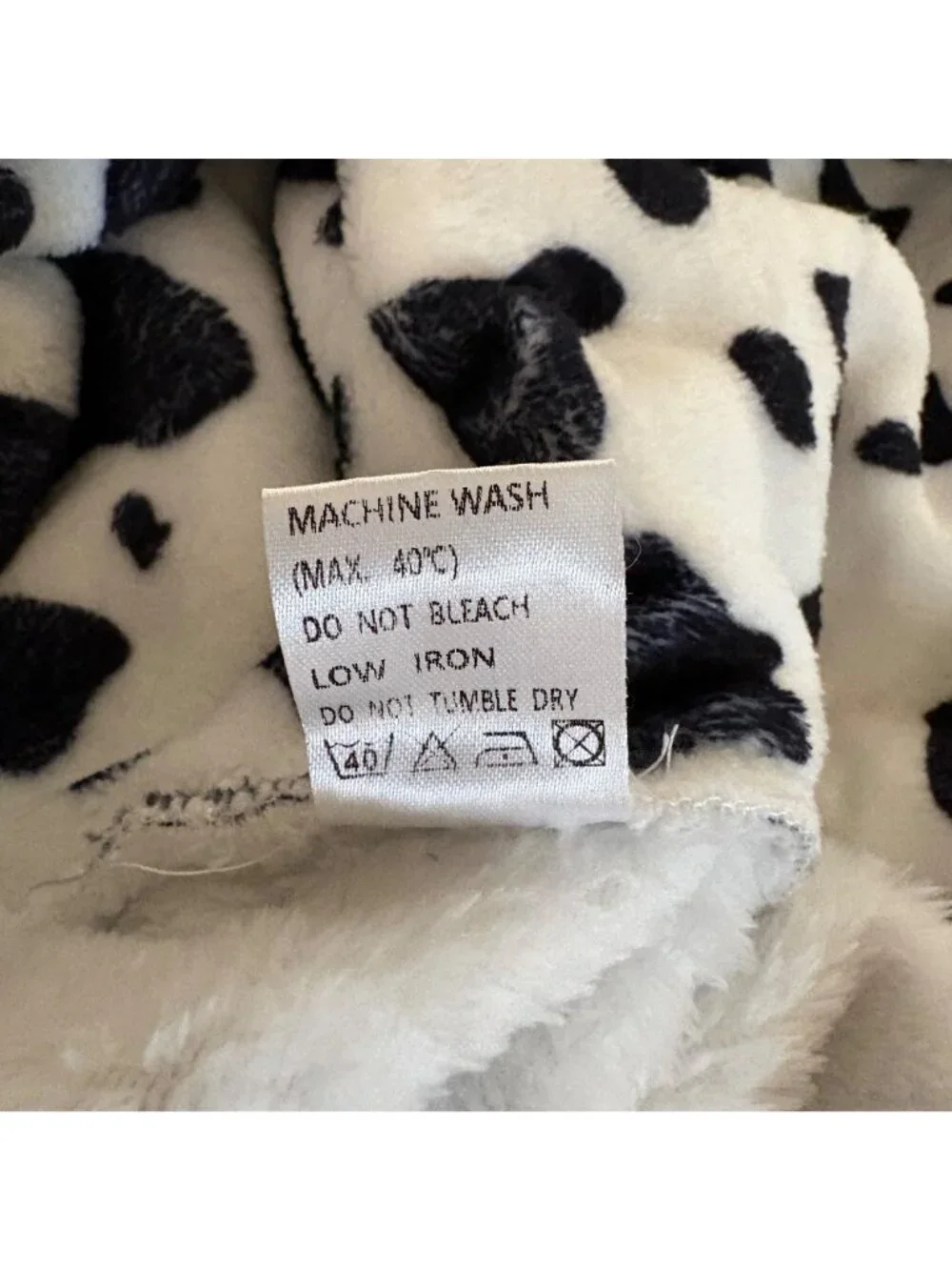 Cow Print Hooded Bathrobe Child Size Medium Pockets Belt Soft Cozy Gift NEW